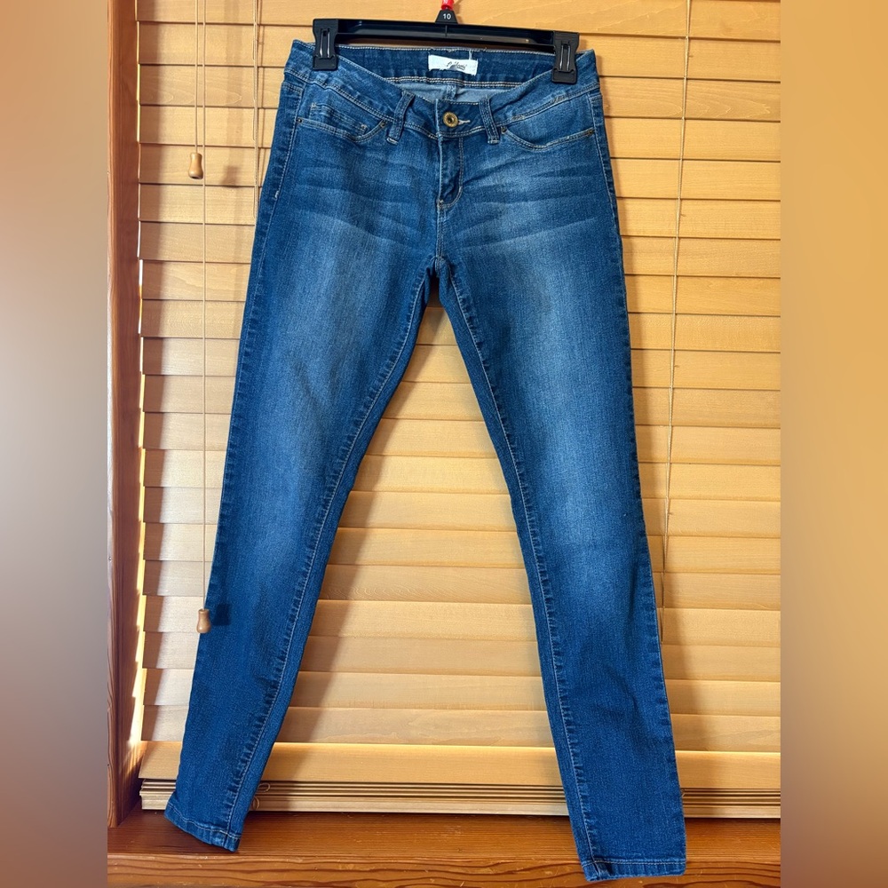 California Vintage NWOT Stylish Blue Women's Skinny Jeans/ 5 pockets size 5